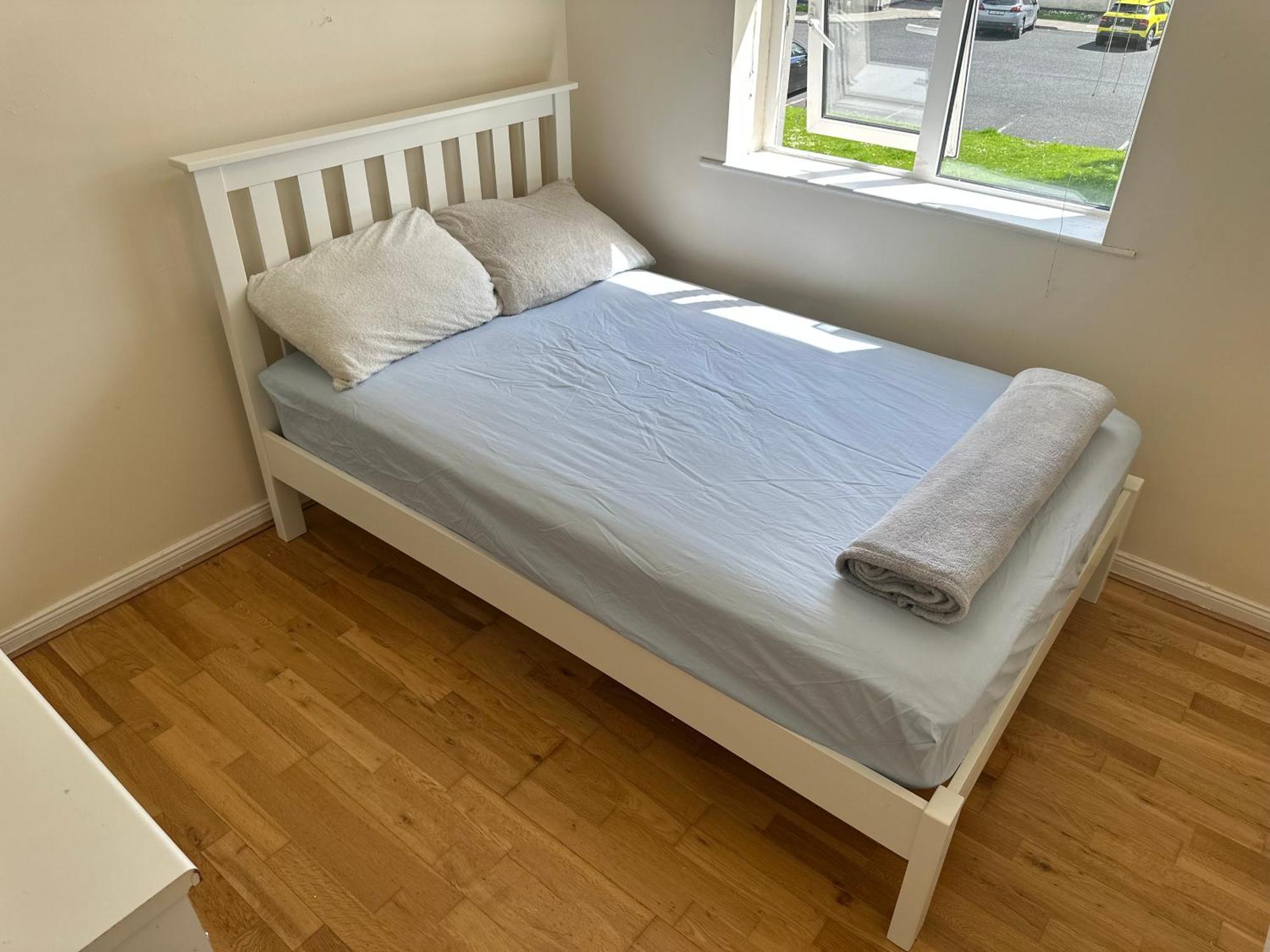 Roseville Courts Newbridge  Eksteriør billede